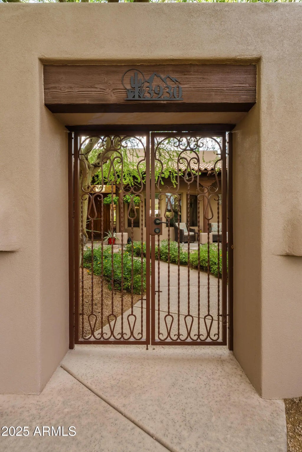 3930 N Pinnacle Hills Circle, Mesa