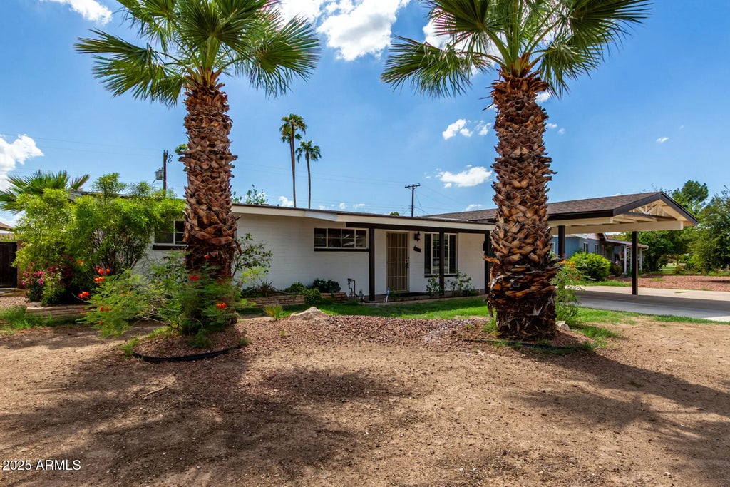 2033 W Palo Verde Drive, Phoenix