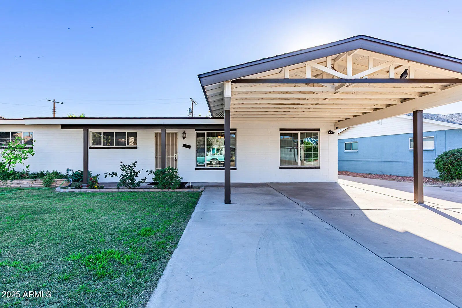 Photo of Listing #6915919