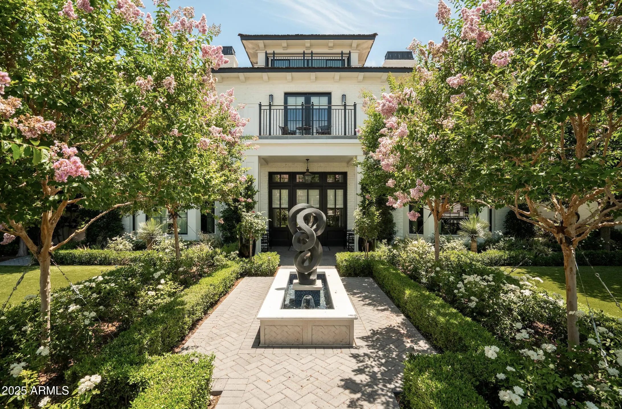 Photo of Listing #6917029