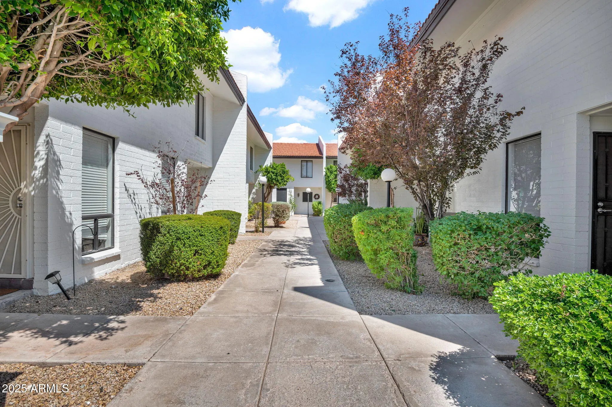 Photo of Listing #6914753