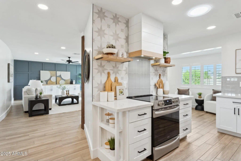 1028 E Manzanita Drive, Phoenix