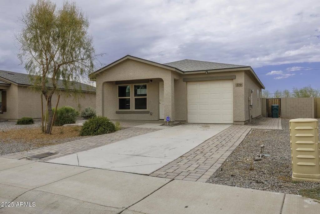 270 S Picacho Heights Road, Eloy