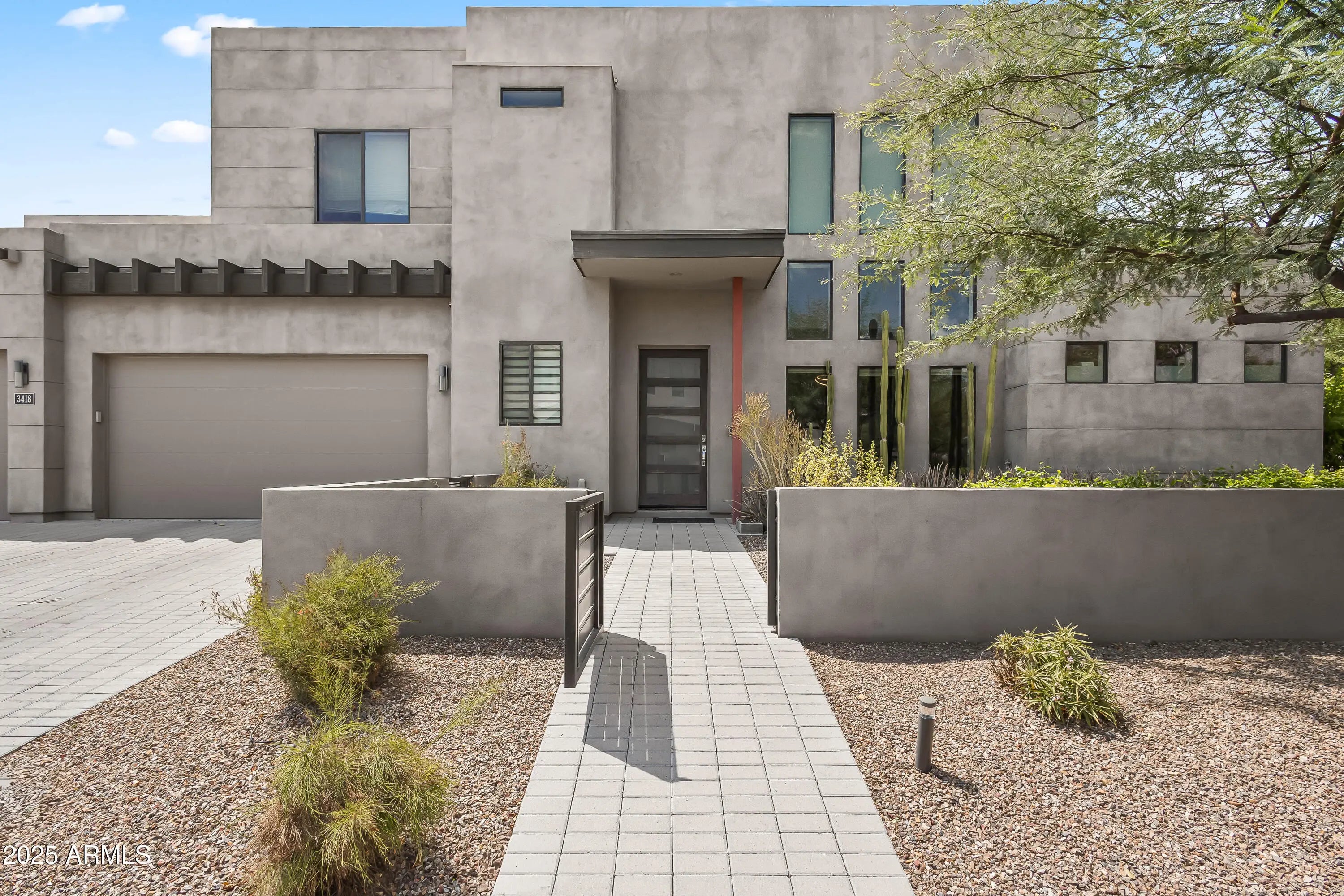 Photo of Listing #6914596