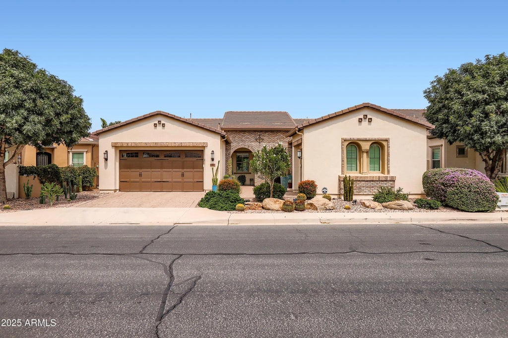 198 E Orange Blossom Path, San Tan Valley