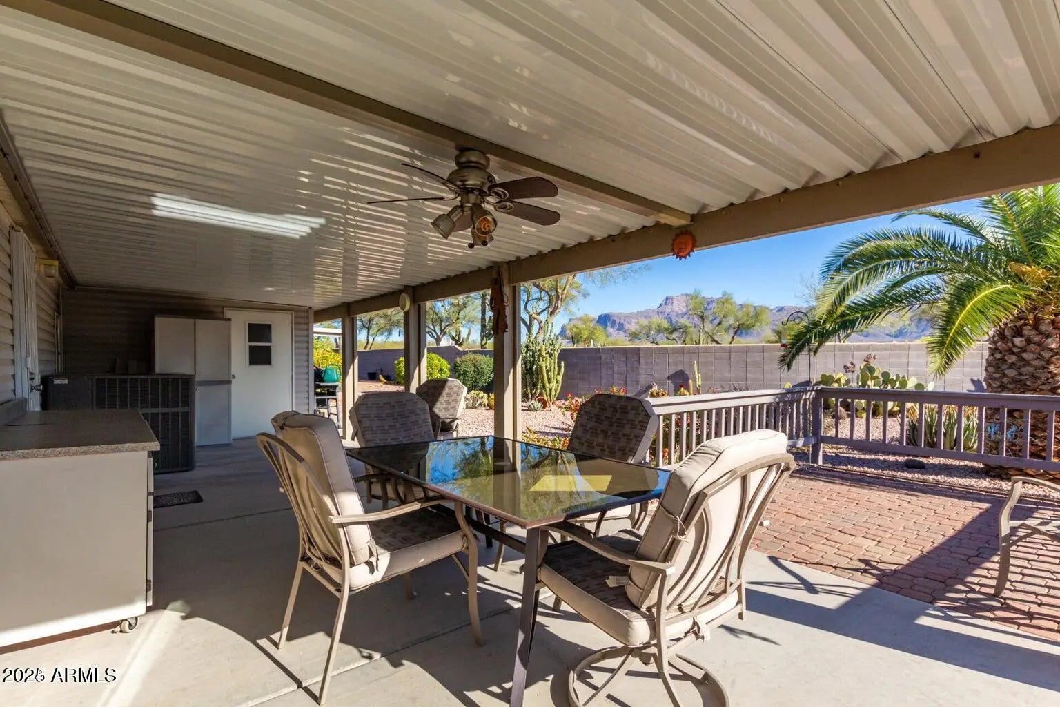 Photo of Listing #6911499