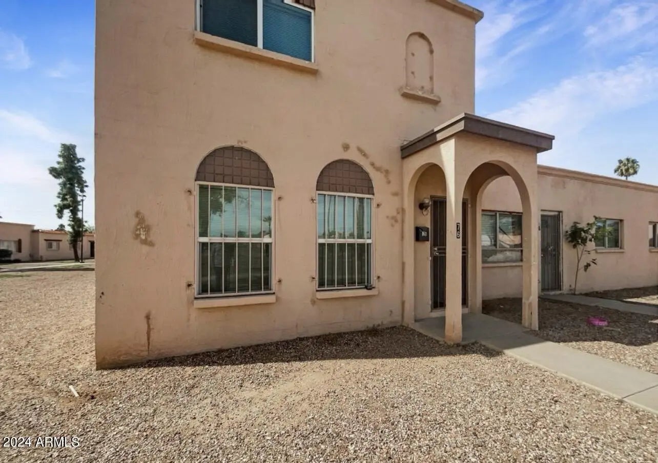 Photo of Listing #6910772