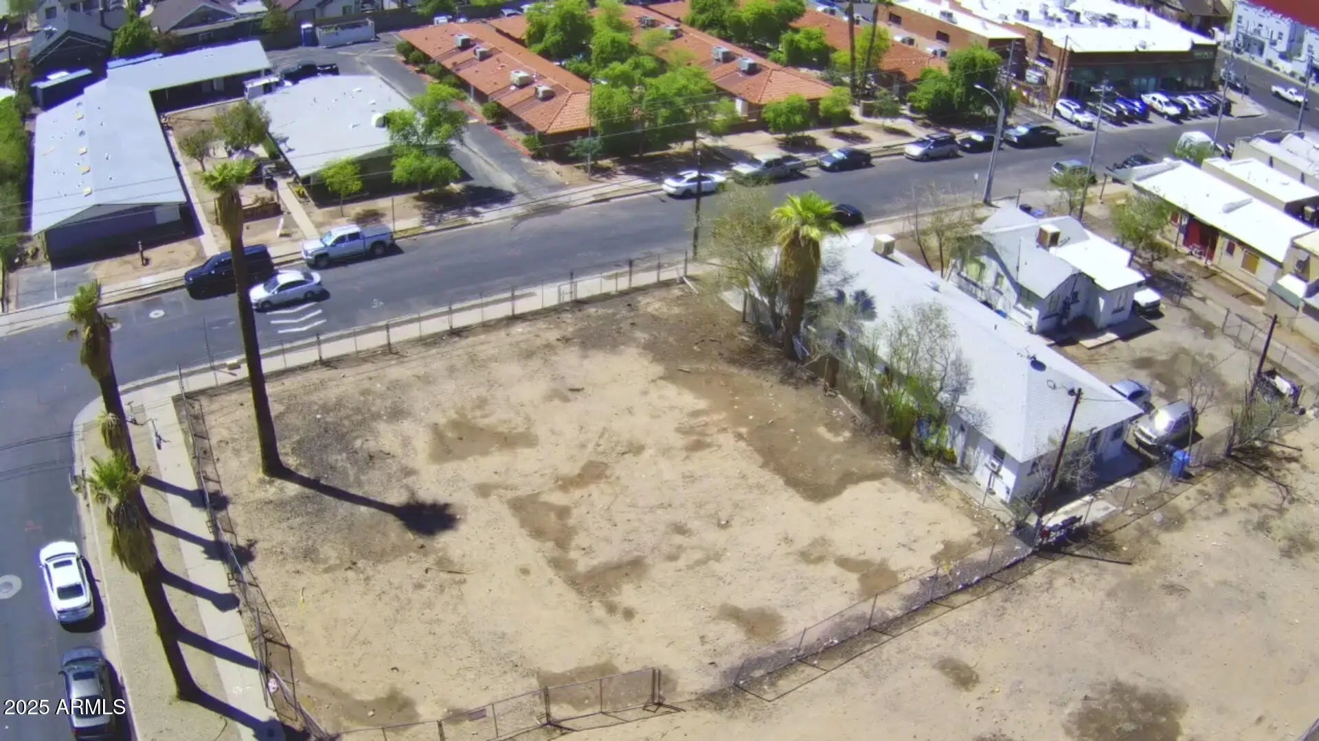 Photo of Listing #6912085