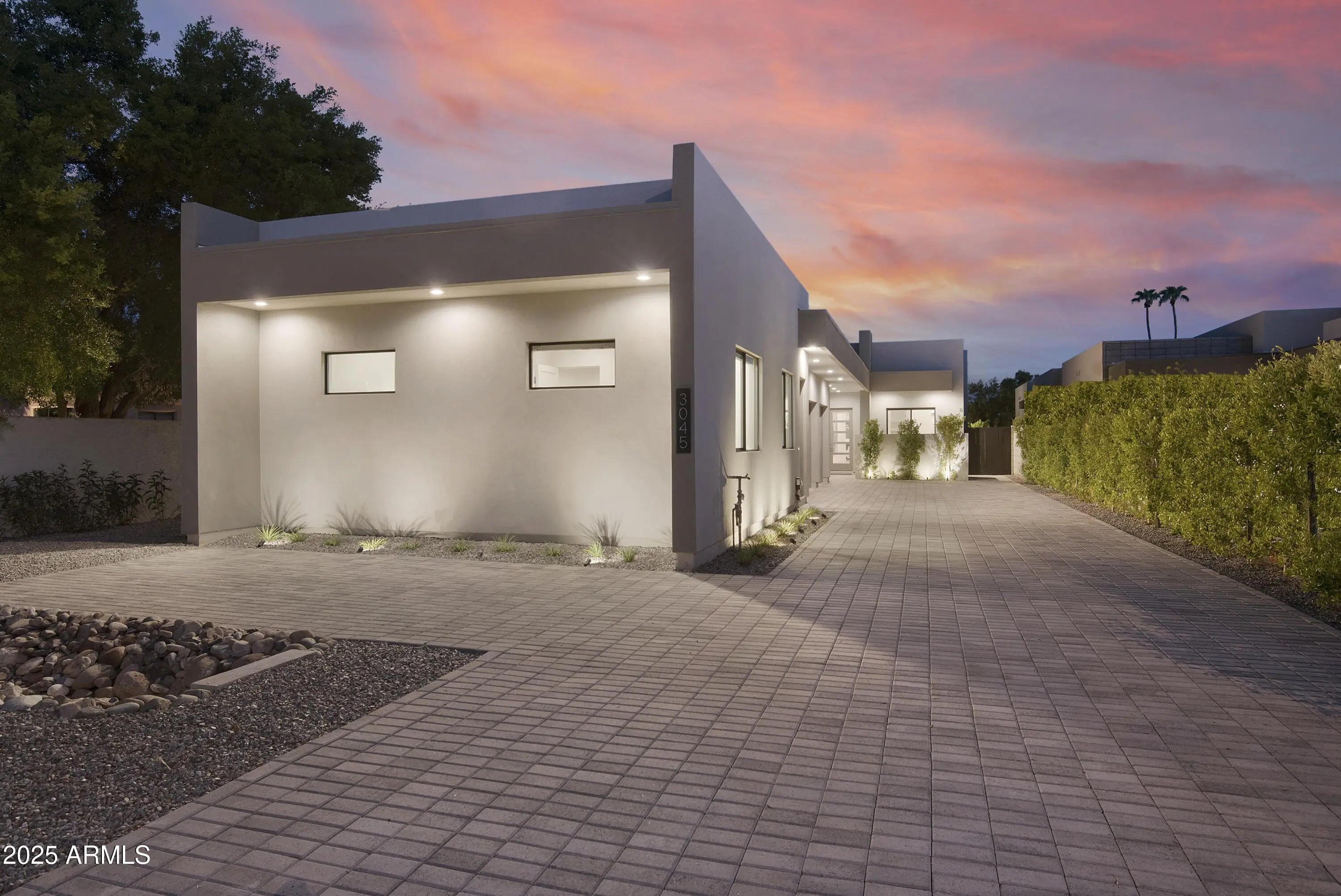 Photo of Listing #6912267