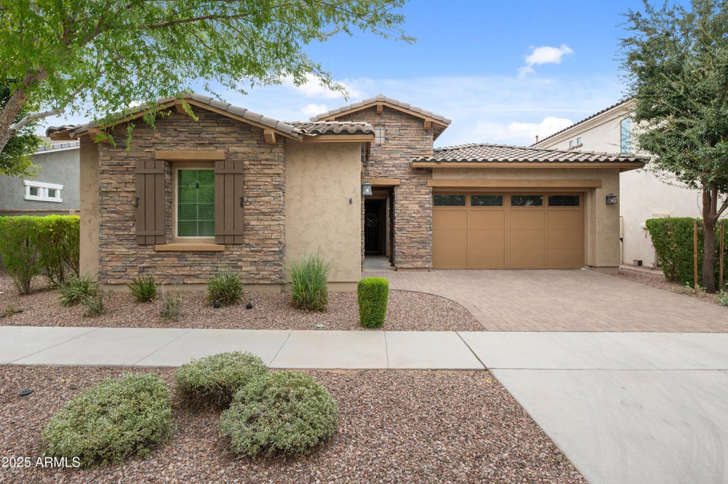 10317 E Catalyst Avenue, Mesa