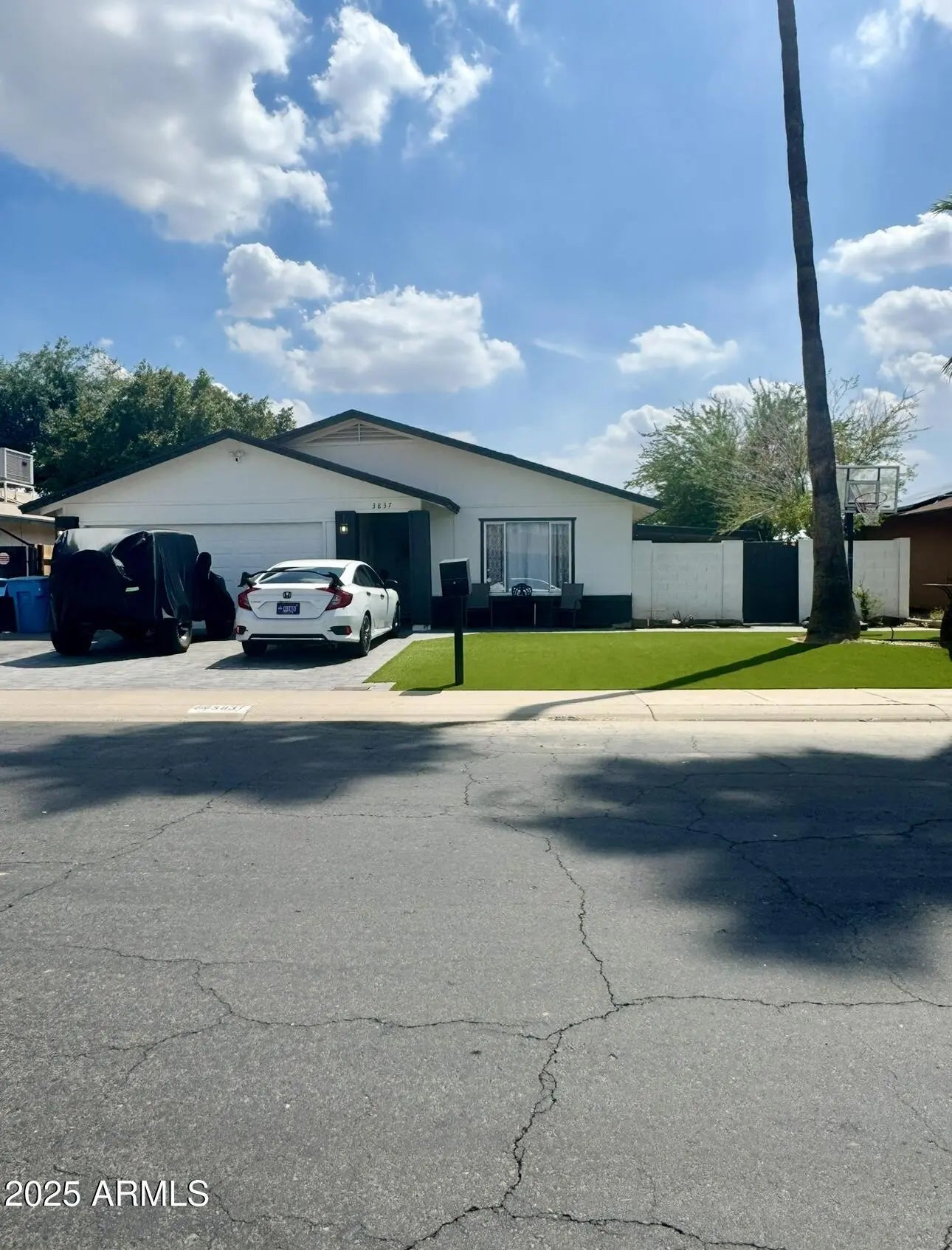 Photo of Listing #6911932