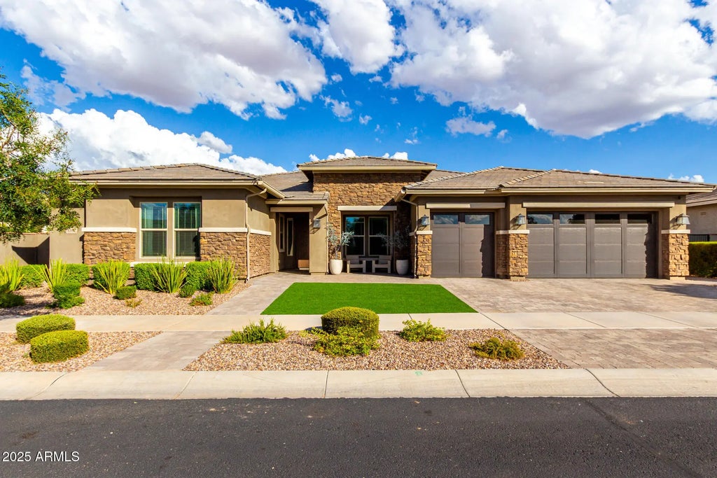 5357 S Archer, Mesa
