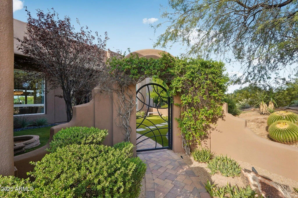 30600 N Pima Road (unit 49), Scottsdale