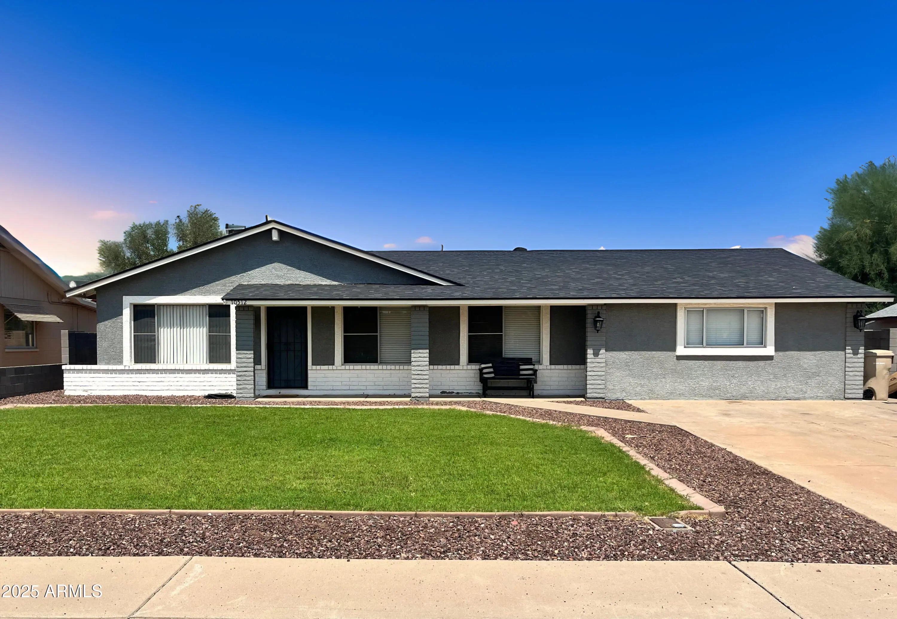 Photo of Listing #6911101