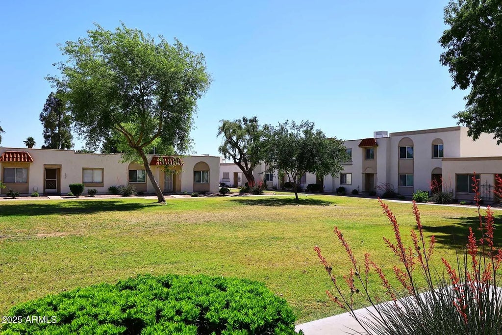 5942 N 83rd Street, Scottsdale