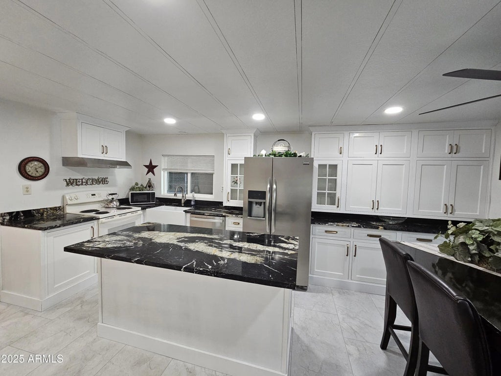 2121 N Center Street (unit 119), Mesa