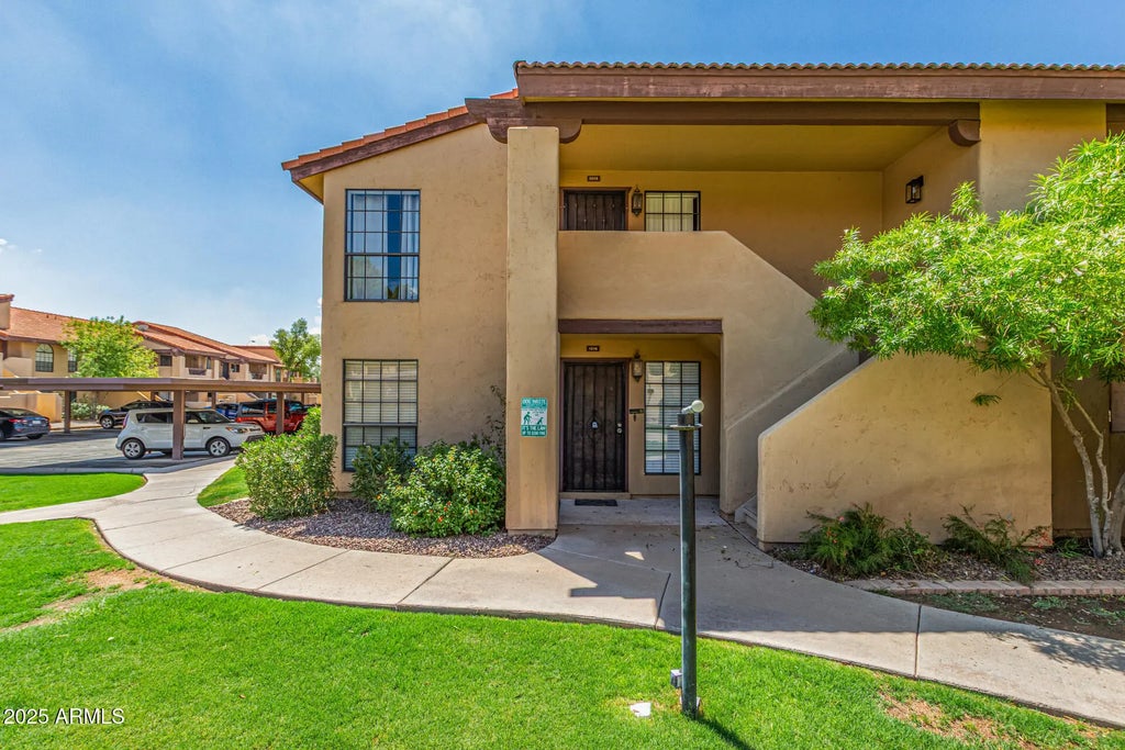 1351 N Pleasant Drive (unit 1016), Chandler