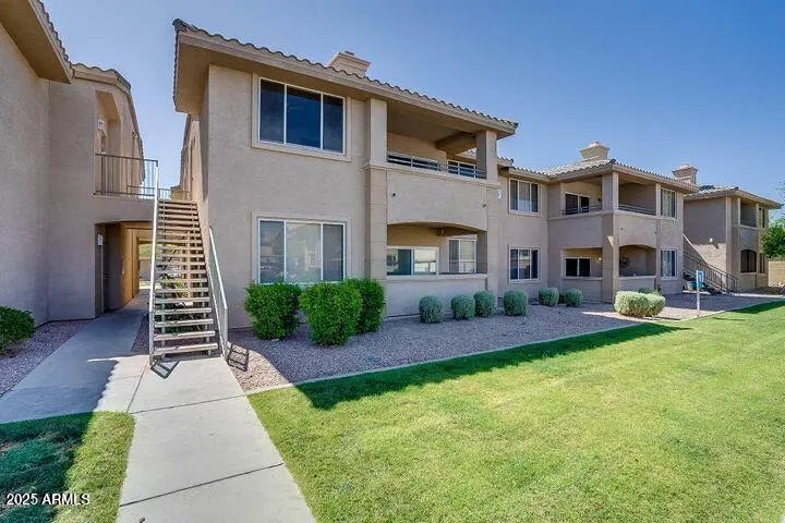 Photo of Listing #6911378