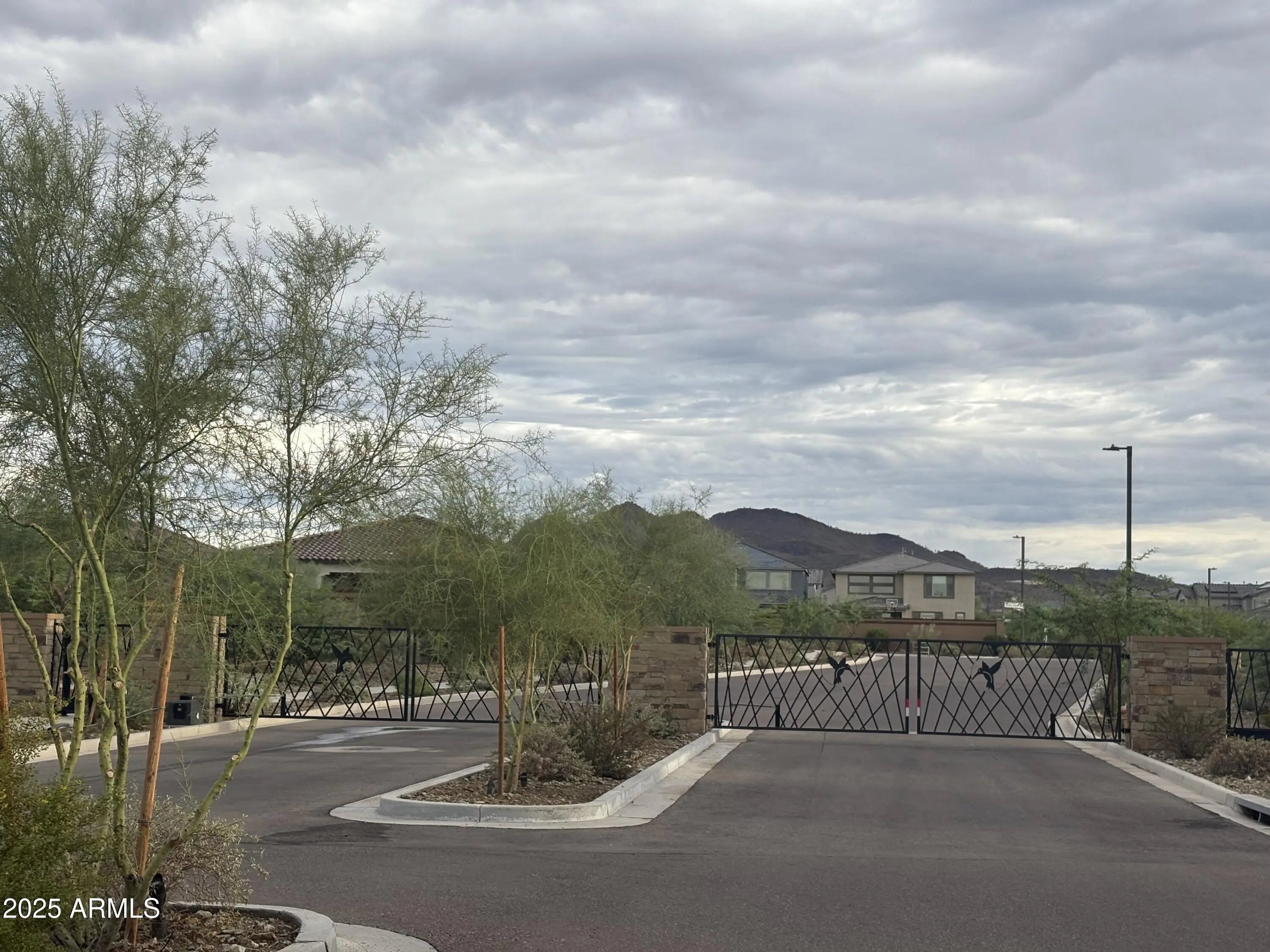 Photo of Listing #6914482