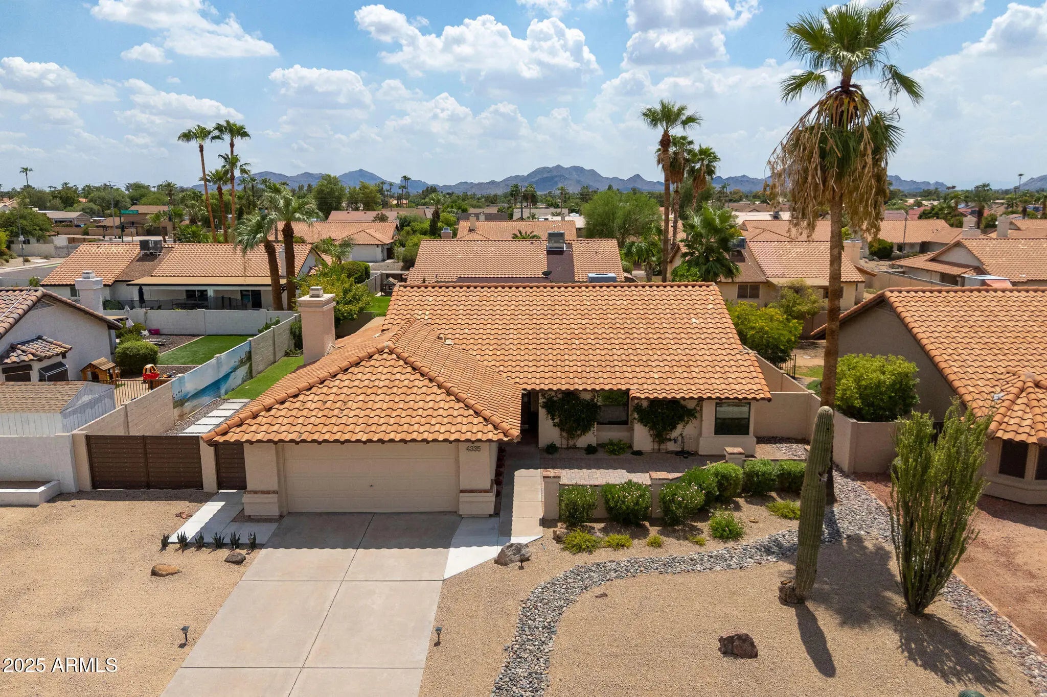 Photo of Listing #6914164