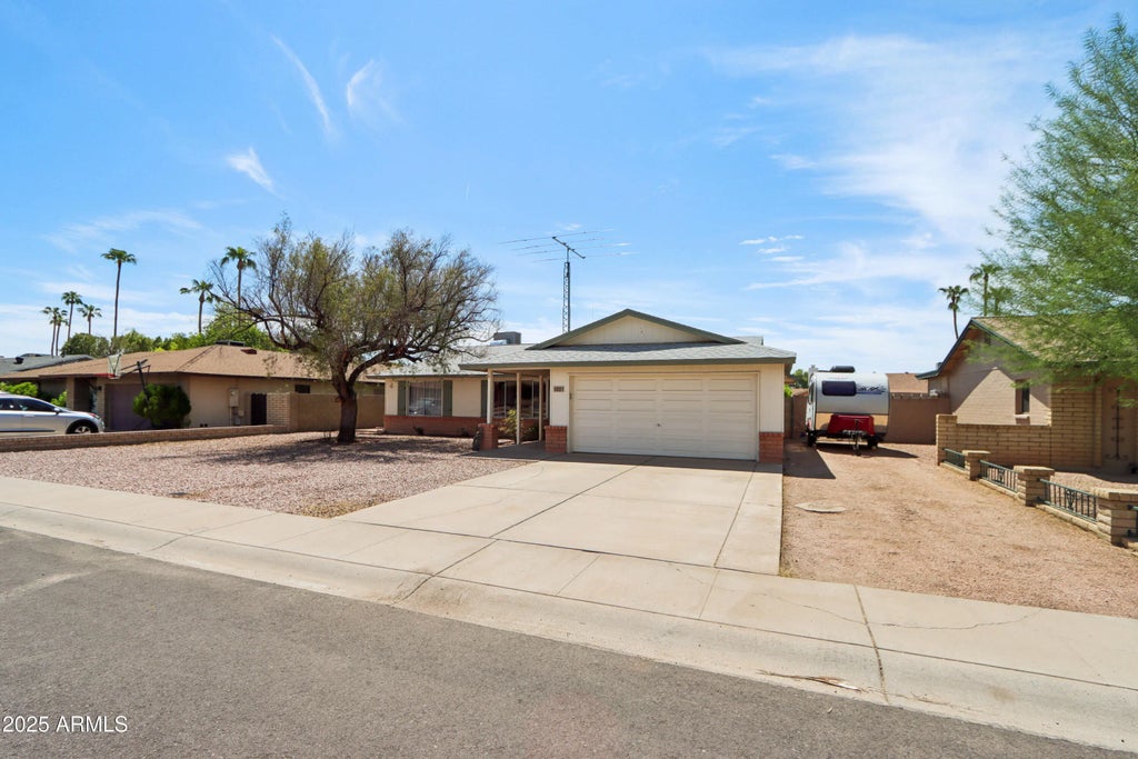 1821 E Colgate Drive, Tempe