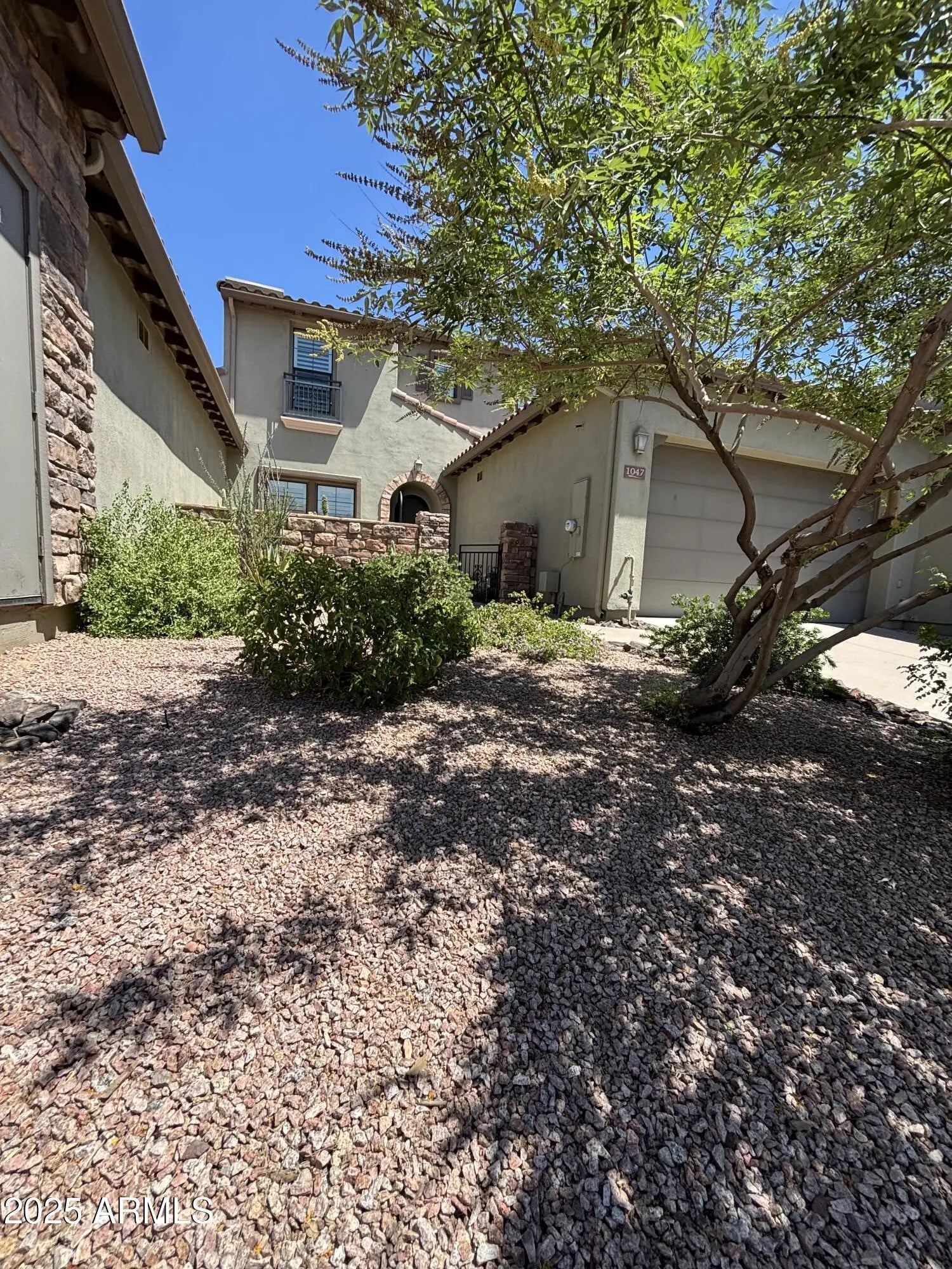 Photo of Listing #6912991