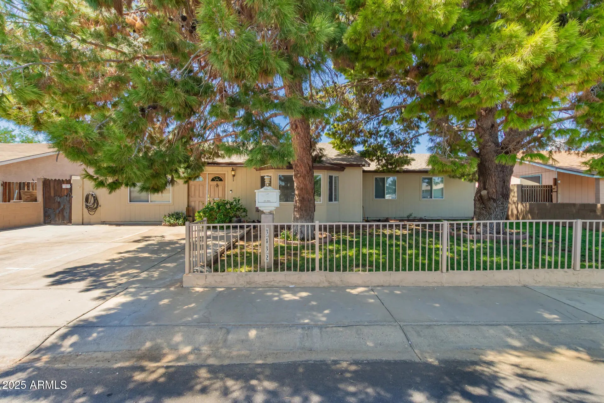 Photo of Listing #6914502