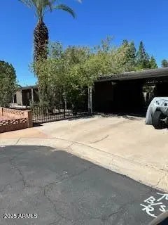 Photo of Listing #6925343