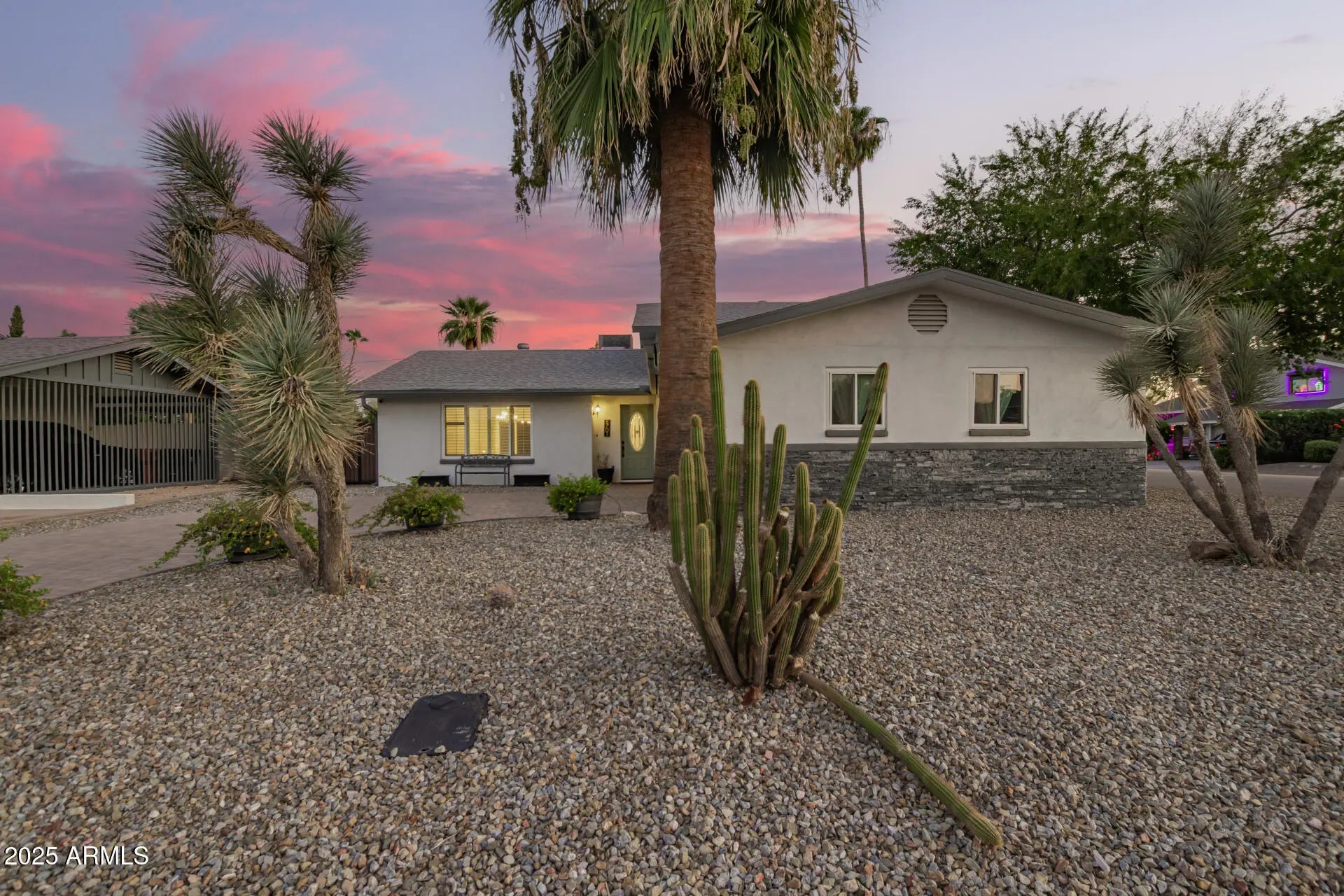 Photo of Listing #6926533