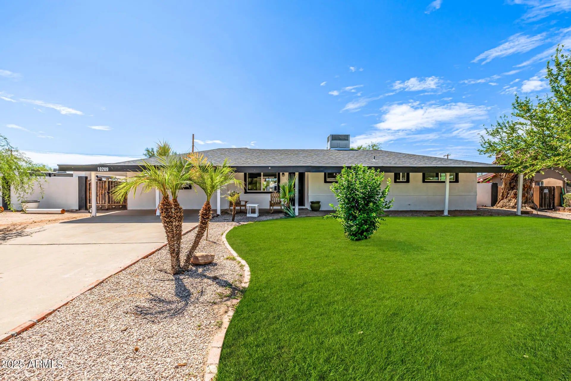 Photo of Listing #6912225