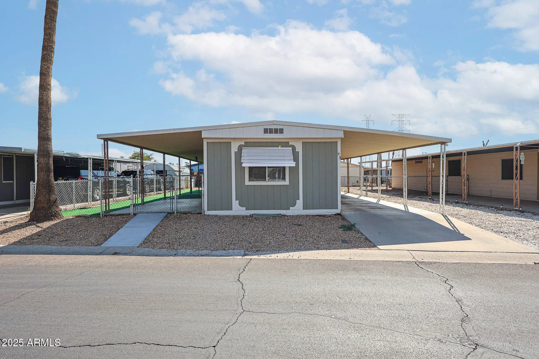 Photo of Listing #6911790