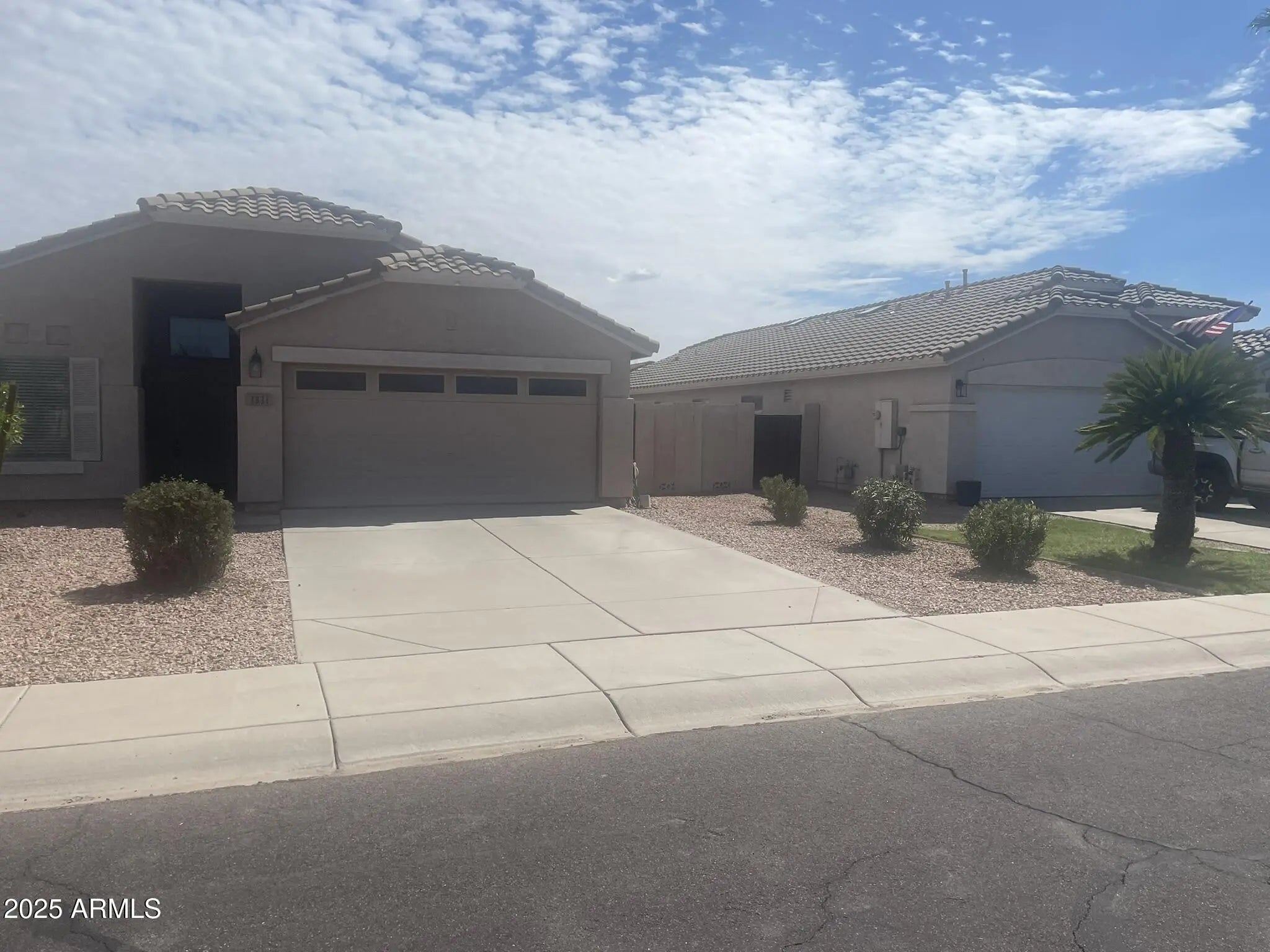 Photo of Listing #6911870