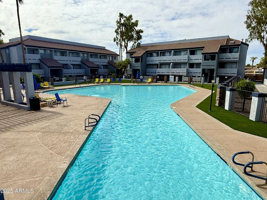 1331 W Baseline Road (unit 272), Mesa