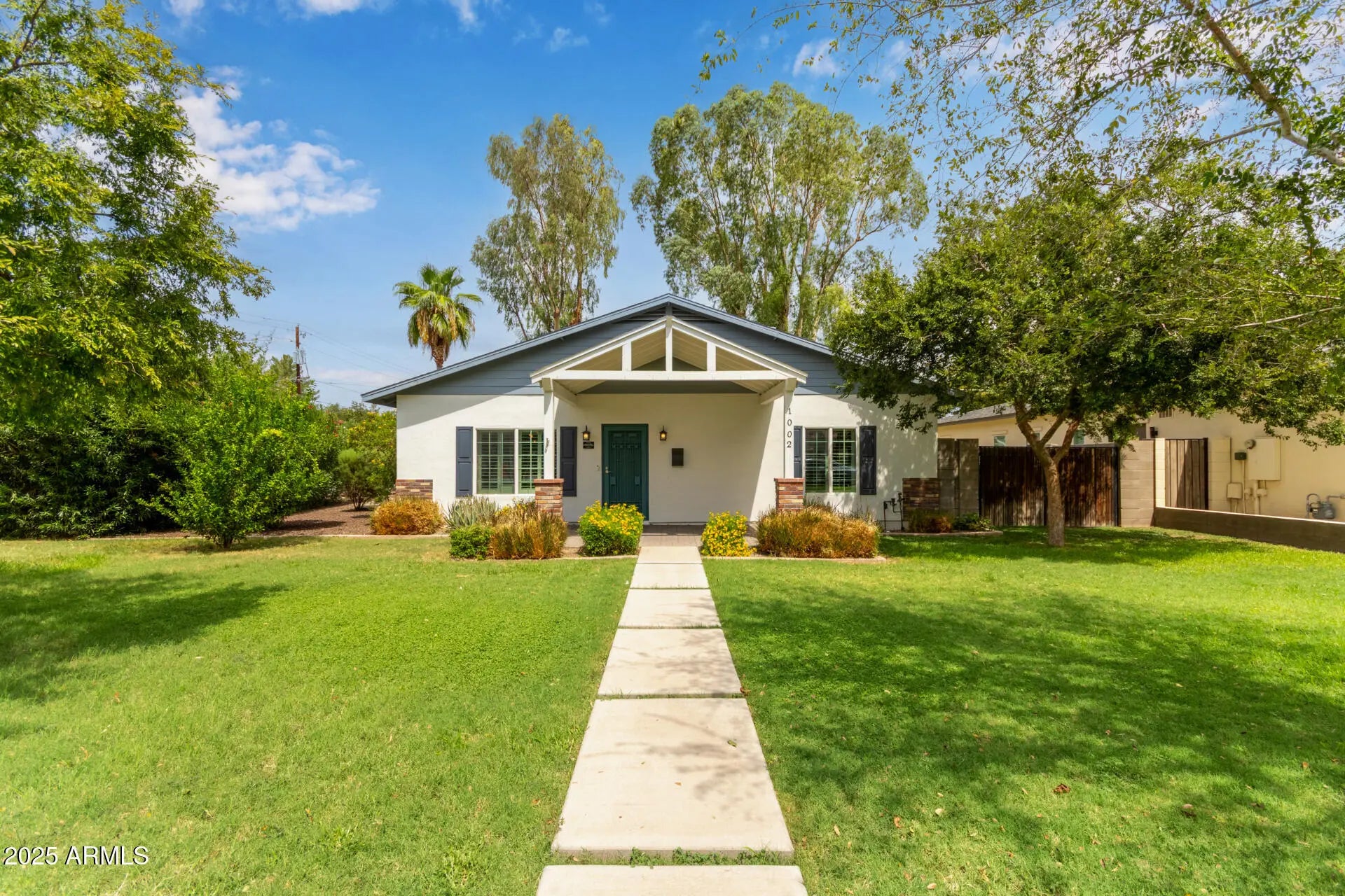 Photo of Listing #6917849