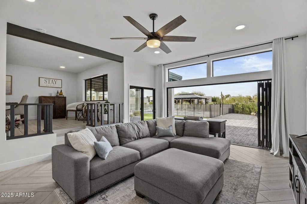 12524 E Saddlehorn Trail, Scottsdale