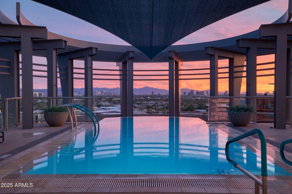 2402 E Esplanade Lane (unit 1101), Phoenix