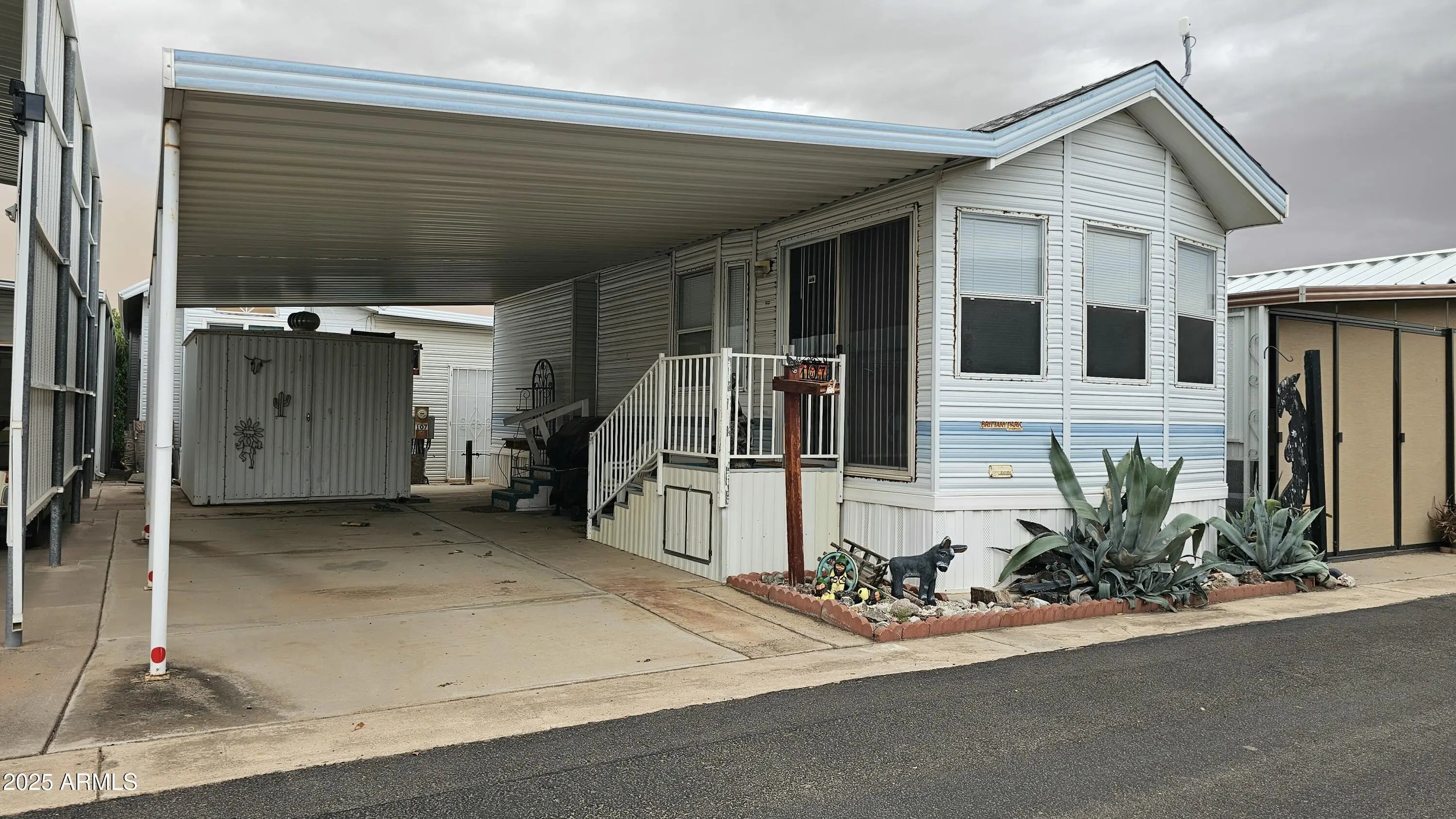 Photo of Listing #6912144