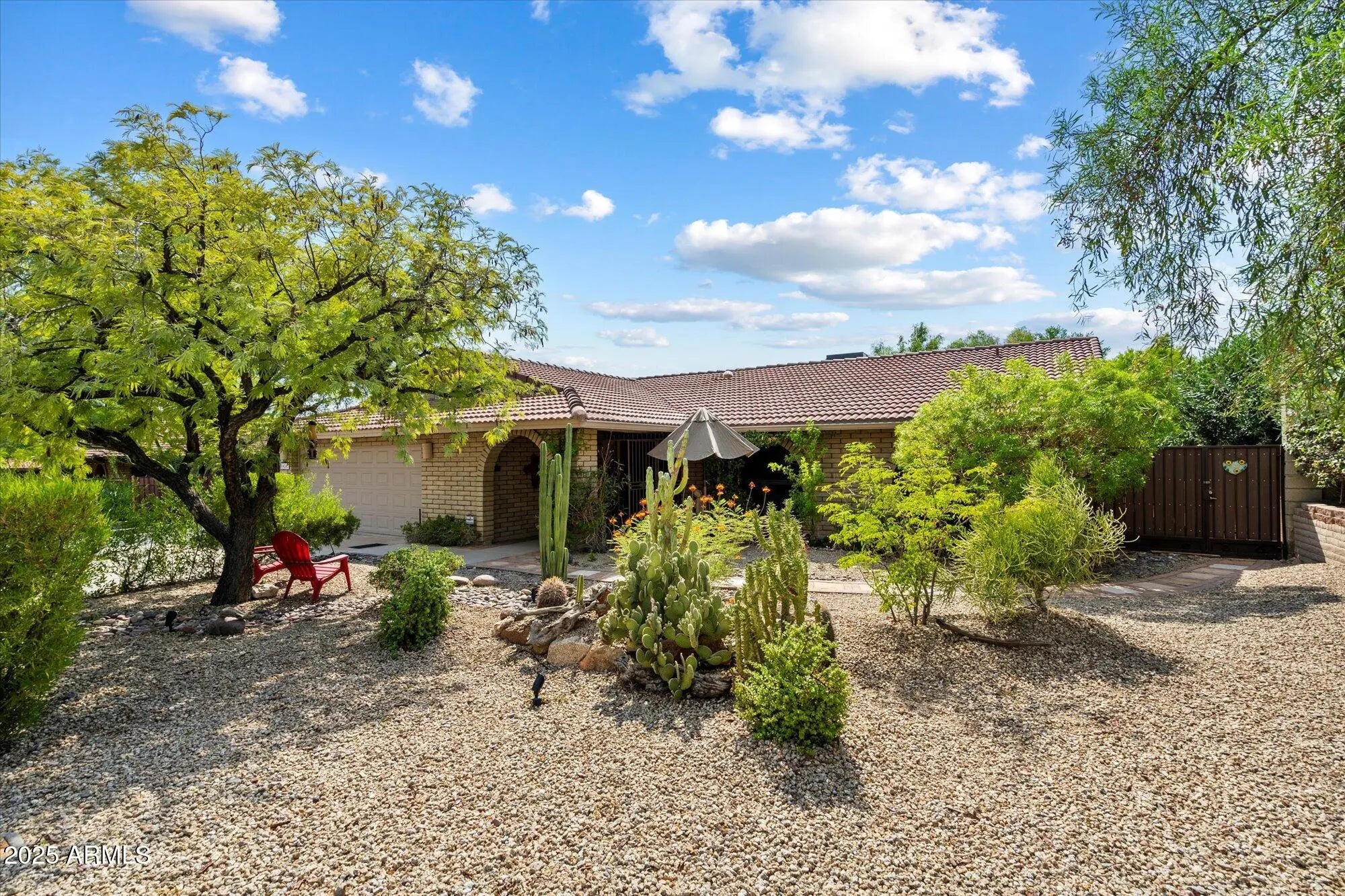 Photo of Listing #6912326