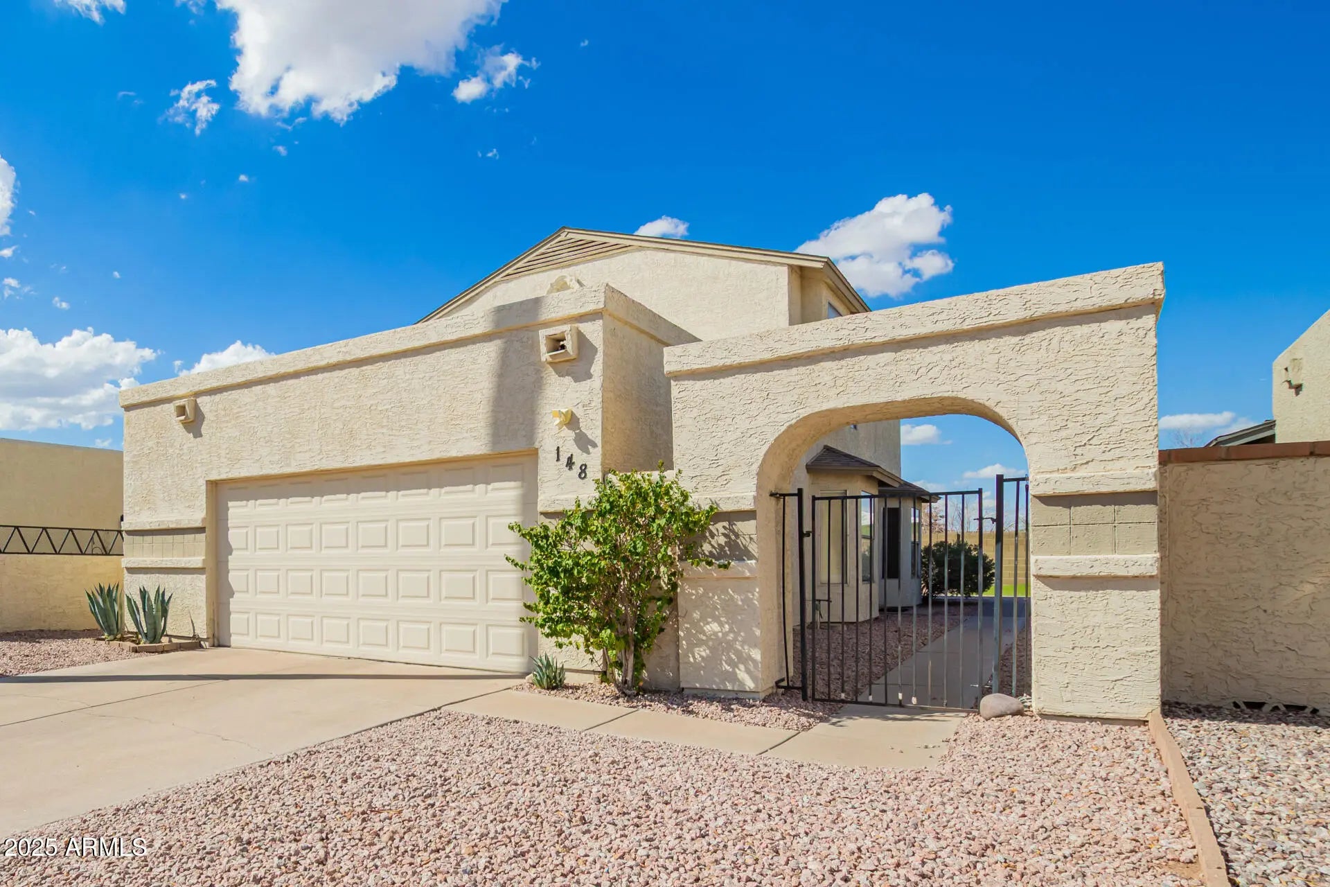 Photo of Listing #6919415