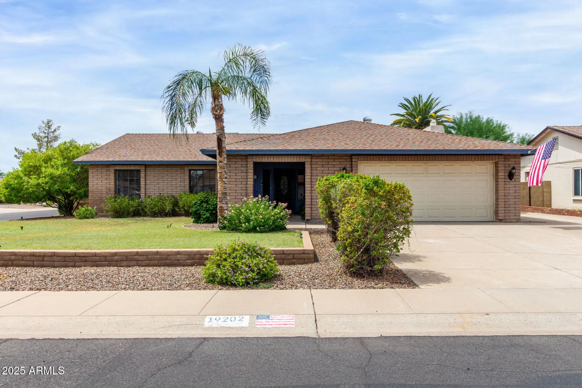 Photo of Listing #6912468