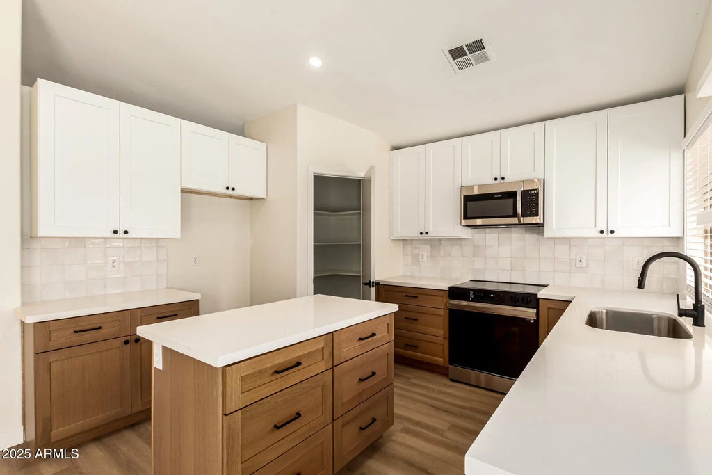 1537 W Page Avenue, Gilbert