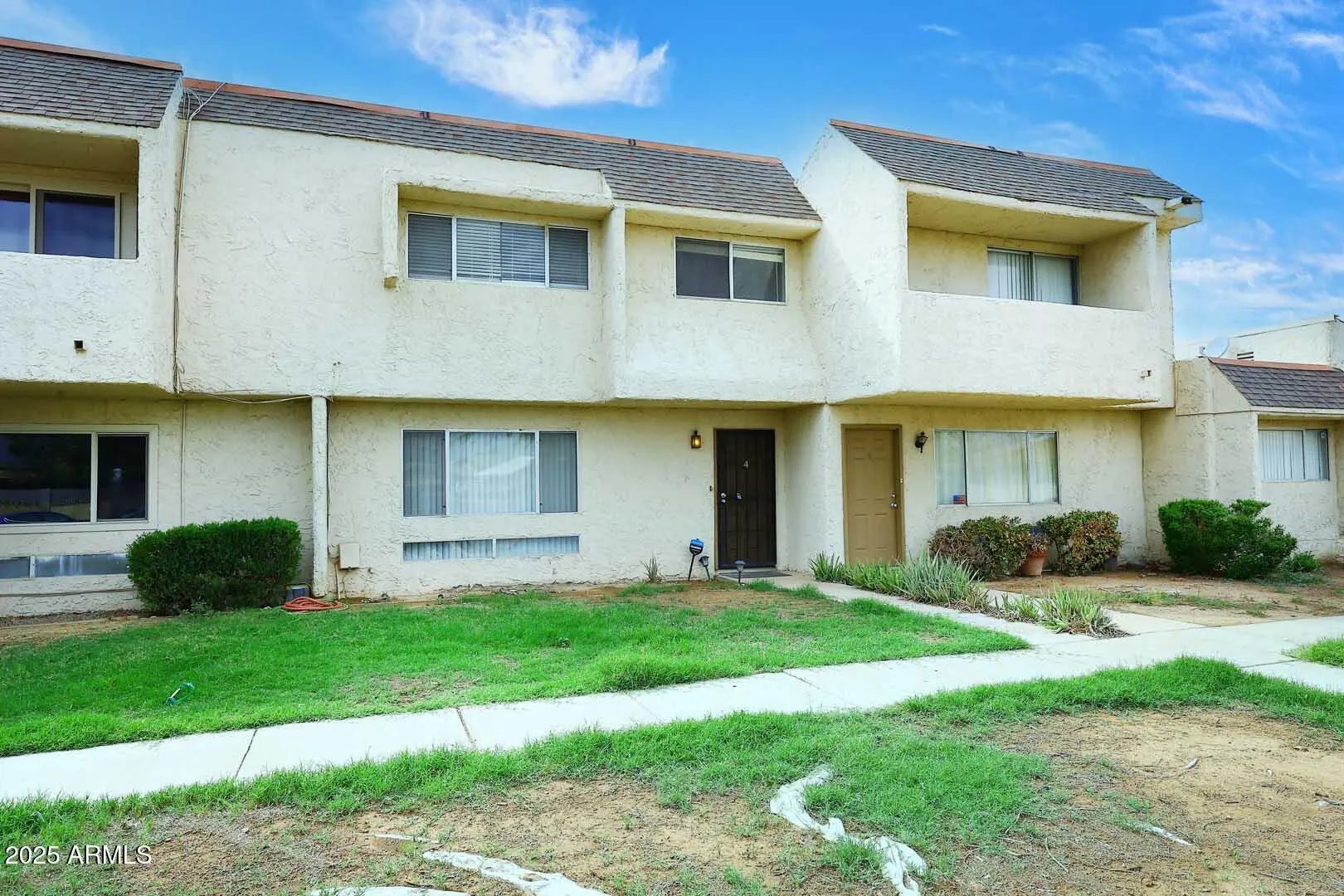 Photo of Listing #6912345