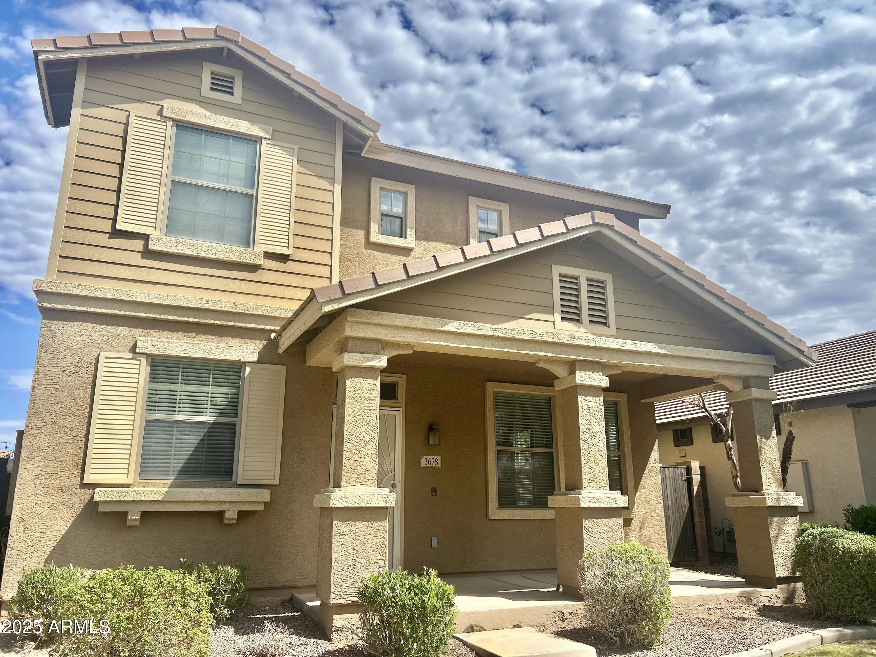 Photo of Listing #6915709