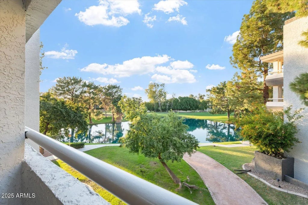 5124 N 31st Place (unit 536), Phoenix