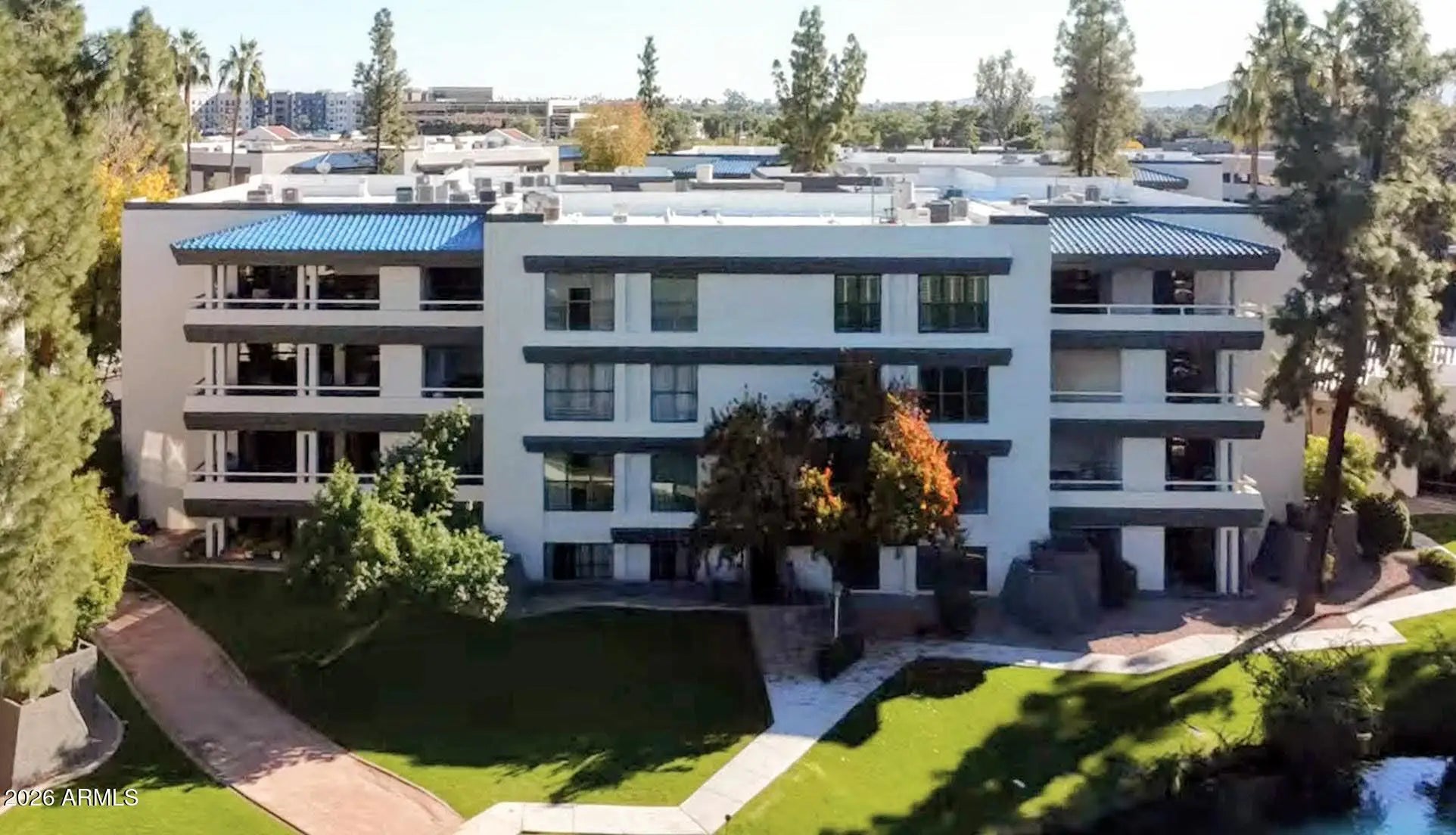 Photo of Listing #6912475