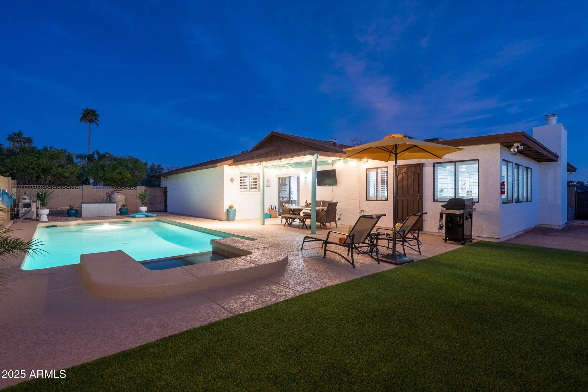 Photo of Listing #6912530