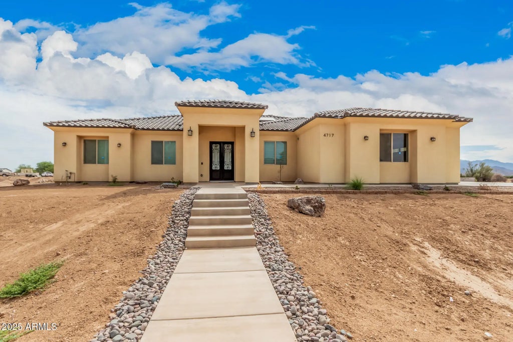 4717 S 180th Drive, Goodyear