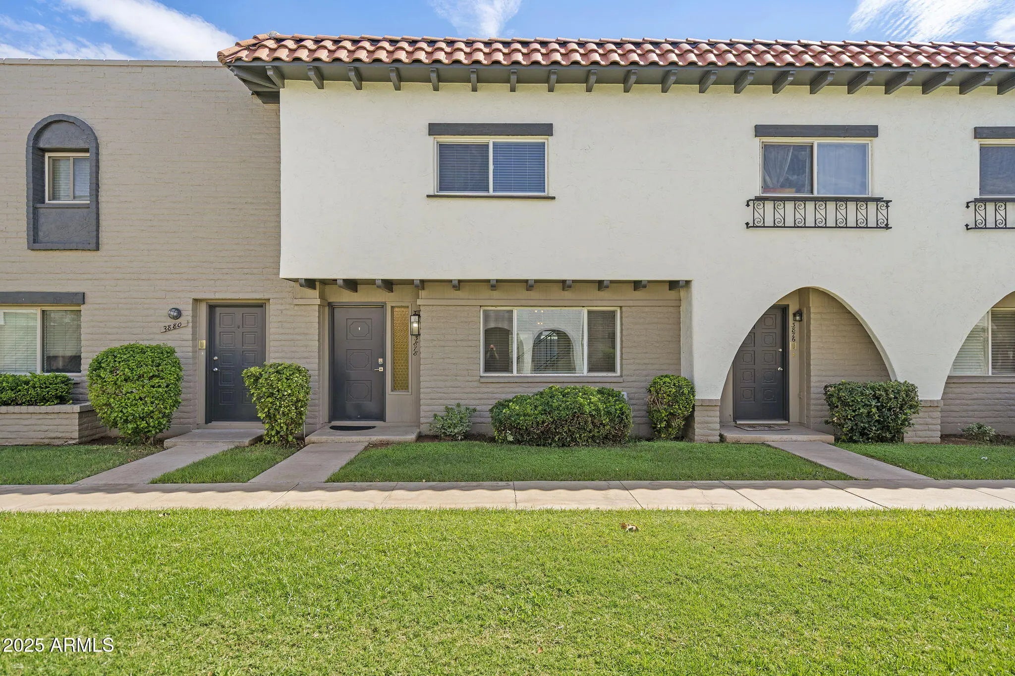 Photo of Listing #6912681