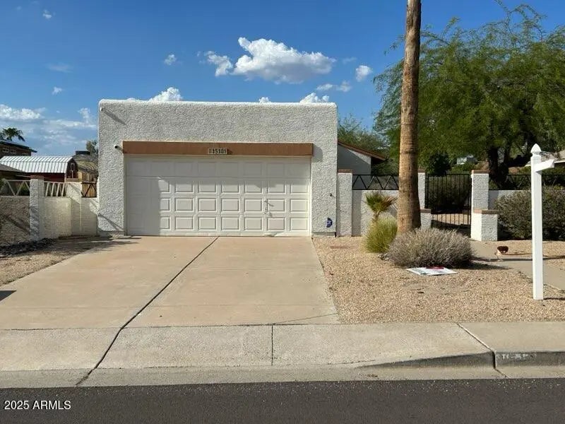 Photo of Listing #6912769