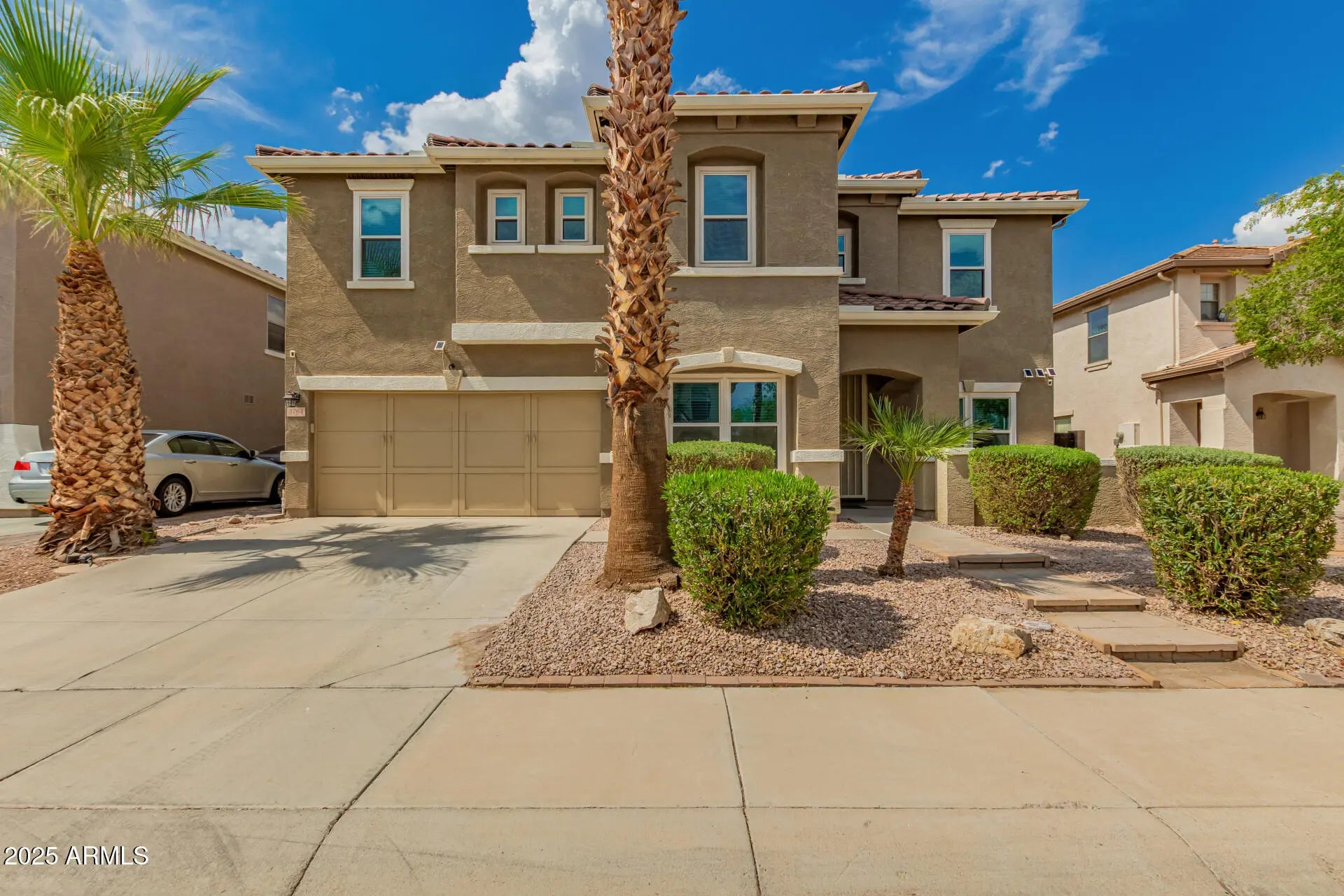 Photo of Listing #6912730